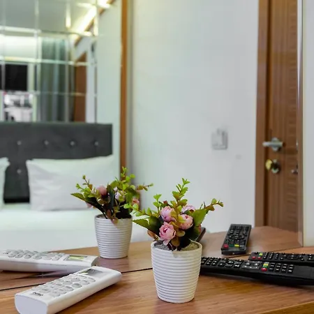 Отель Seven Oldcity 4*