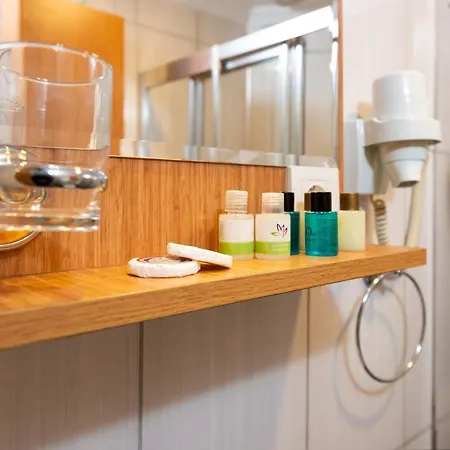 Seven Oldcity Отель 4*