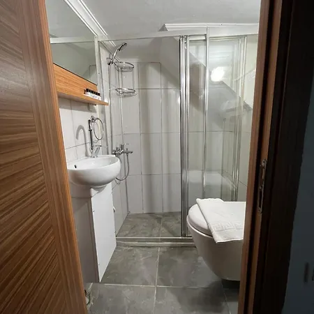 Seven Oldcity Hotel 4*