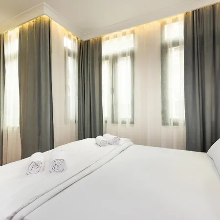 Seven Oldcity Hotel