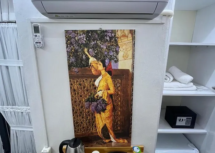 Seven Oldcity מלון