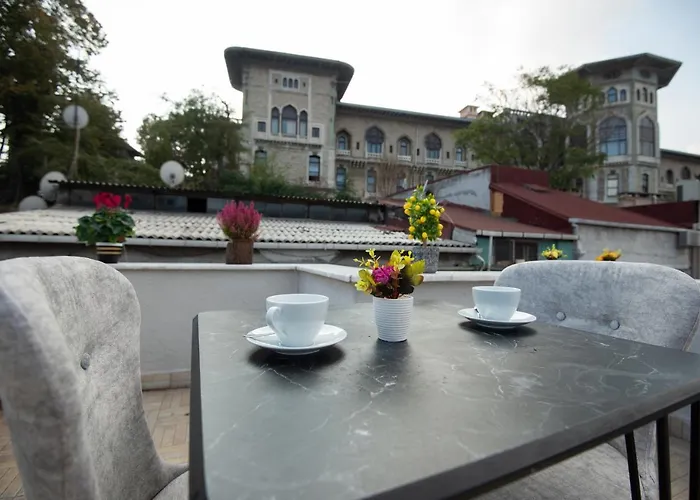 מלון Seven Oldcity 4*