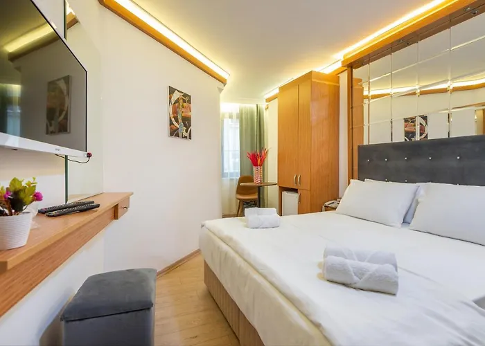 Seven Oldcity מלון 4*