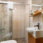Seven Oldcity 4*