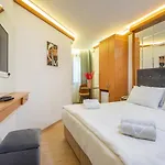 Seven Oldcity Hotel 4*